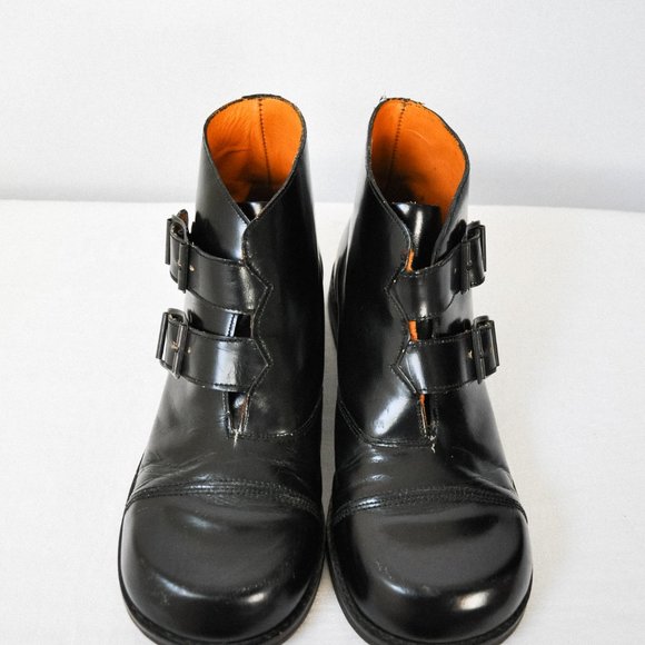 Vintage Round Toe Leather Boots - Picture 9 of 15